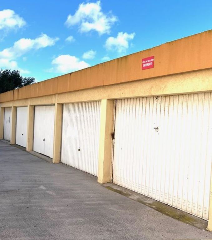 Garage SETE 24000€ METRODOM IMMOBILIER Garage SETE 24000€ METRODOM IMMOBILIER